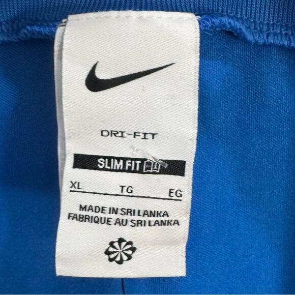 Nike woman’s blue navy Dri-FIT Academy Pro full zip up jacket size XL NWT - Picture 10 of 11